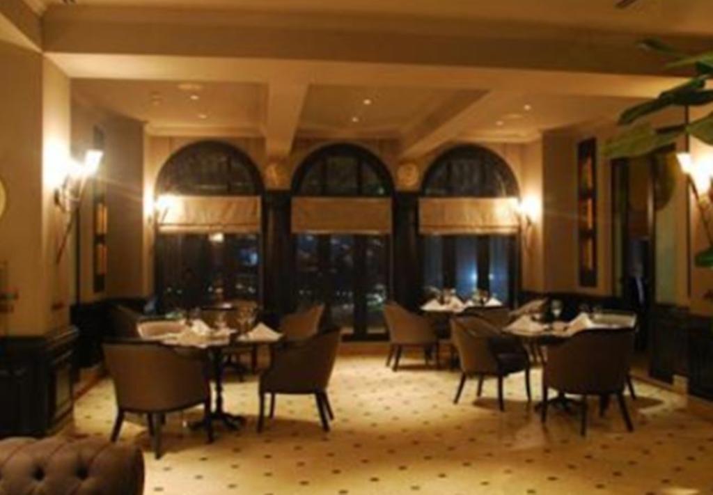 ฮอว์ทอร์น สวีท บาย วินด์แฮม อัลโคบาร์ Hotel อัลโคห์บาร์ ภายนอก รูปภาพ