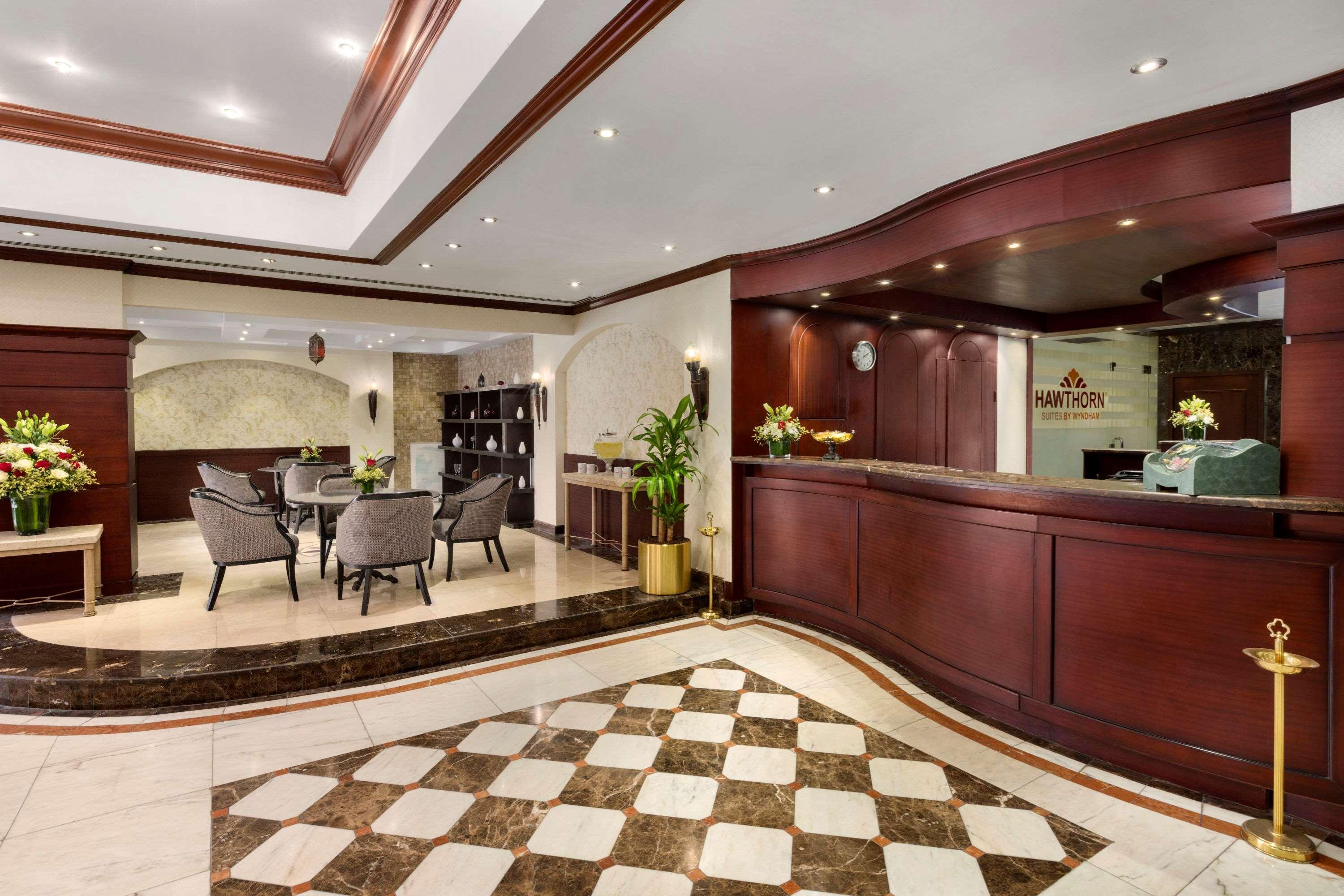 ฮอว์ทอร์น สวีท บาย วินด์แฮม อัลโคบาร์ Hotel อัลโคห์บาร์ ภายนอก รูปภาพ