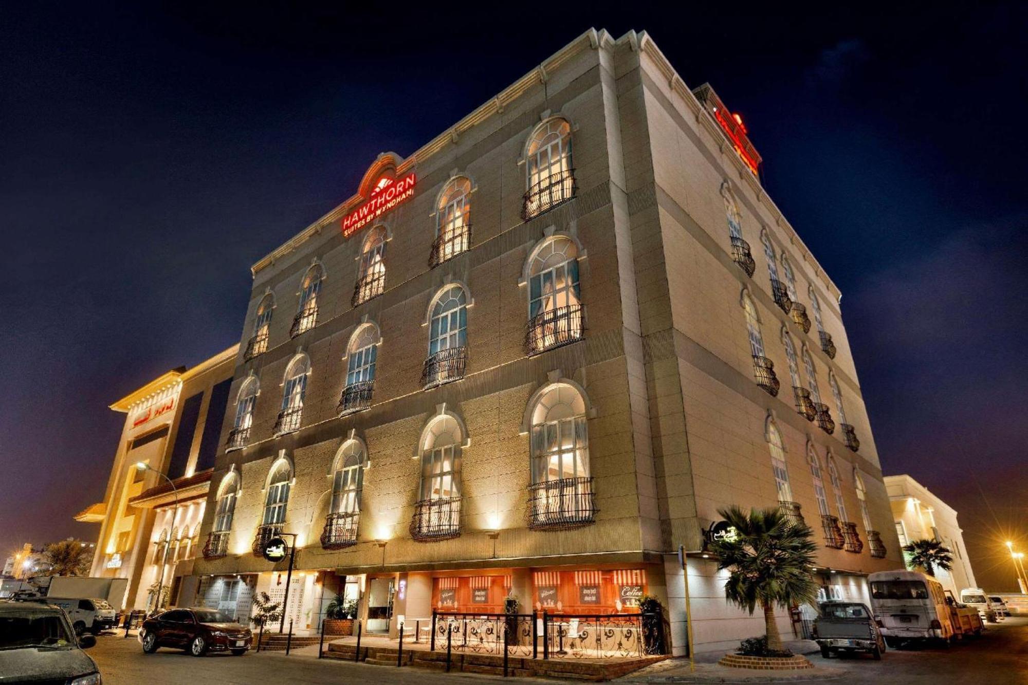 ฮอว์ทอร์น สวีท บาย วินด์แฮม อัลโคบาร์ Hotel อัลโคห์บาร์ ภายนอก รูปภาพ
