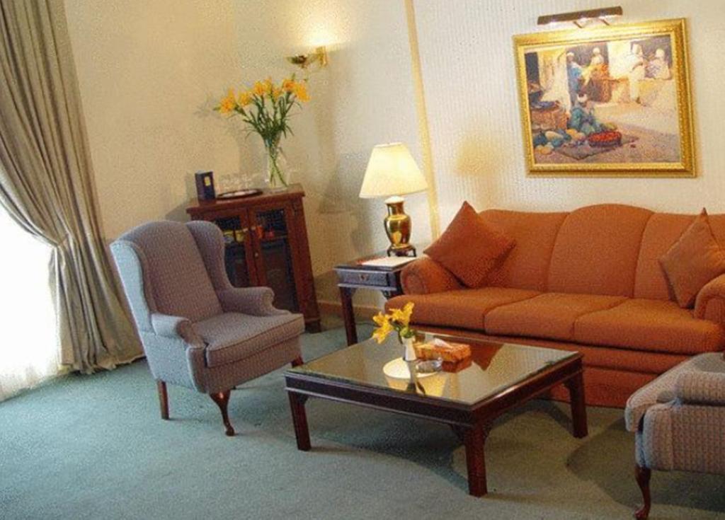 ฮอว์ทอร์น สวีท บาย วินด์แฮม อัลโคบาร์ Hotel อัลโคห์บาร์ ภายนอก รูปภาพ